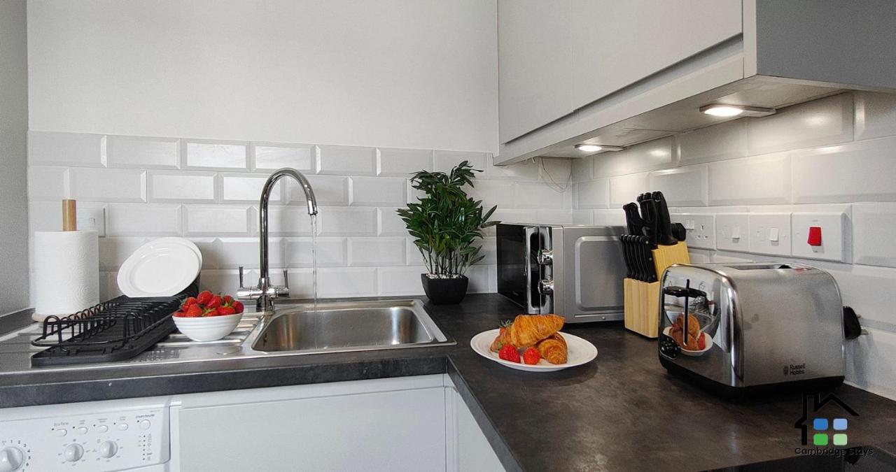 Cambridge Stays Central Apart Hotel 1Br Flats-Easy Walk To City Centre-Parking Buitenkant foto
